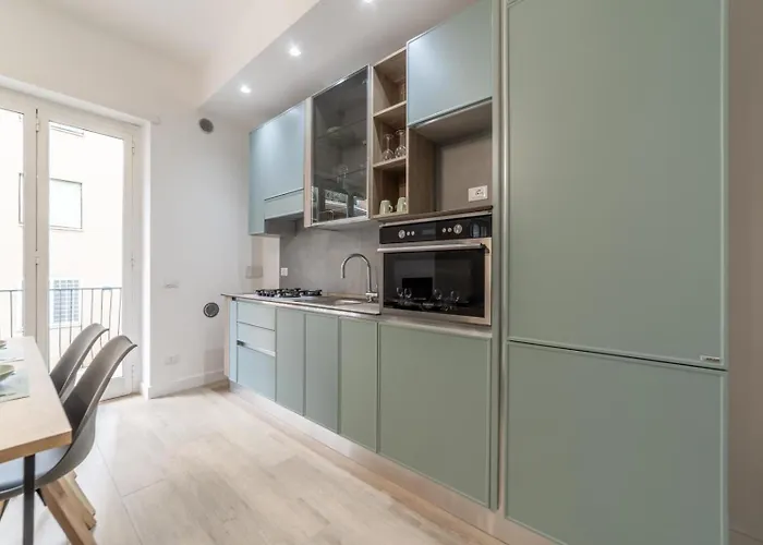 Domus 124, Elegant Comfort With Parking Rom