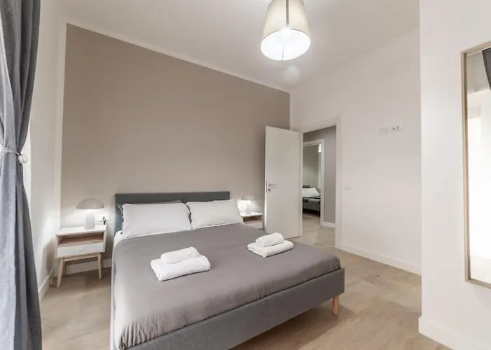 Domus 124, Elegant Comfort With Parking Rom