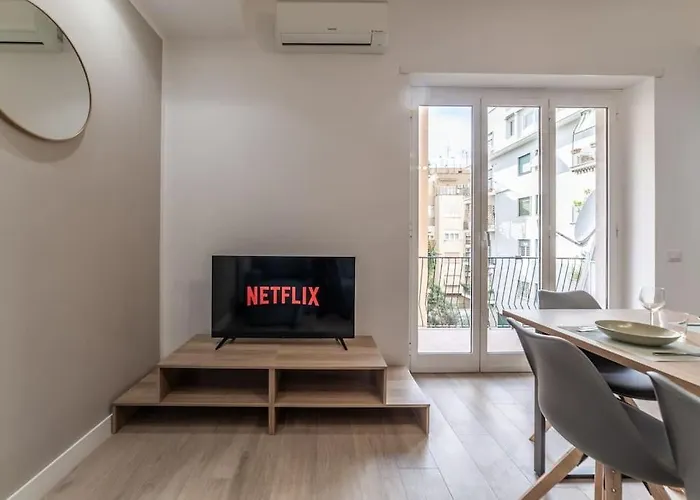 Apartment Domus 124, Elegant Comfort With Parking *